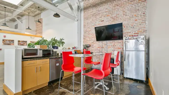 821 Baronne St thumbnail 5