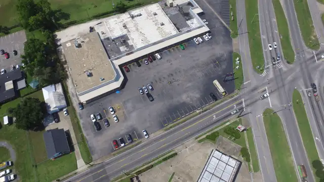 2781 Government Blvd thumbnail 5
