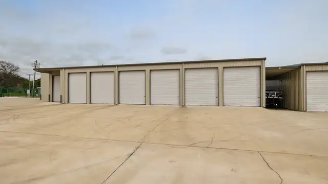Biloxi Secure RV & Boat Storage thumbnail 5