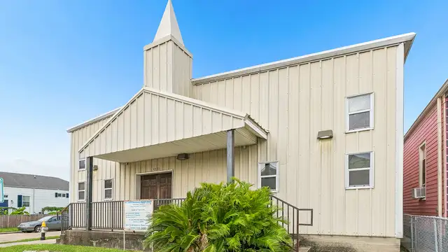 Former Church in Central City thumbnail 2