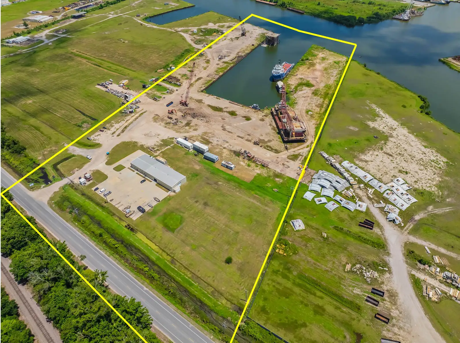 30-Acre Waterfront Industrial w/ Bulkhead