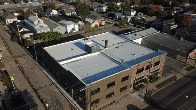 Commercial/Retail Suite For Lease thumbnail 2