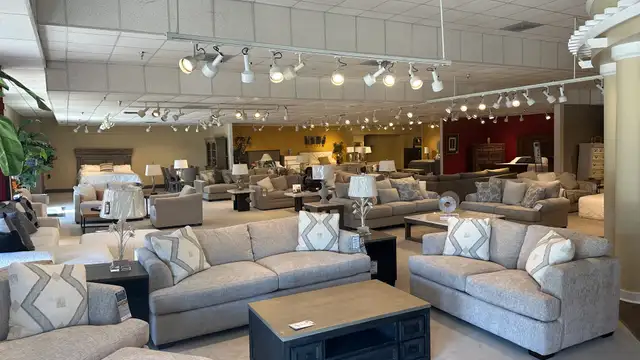 Retail/Showroom for lease thumbnail 3