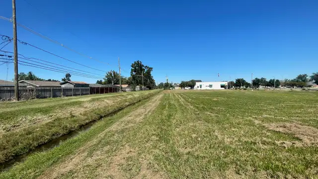 Commercial Land thumbnail 4