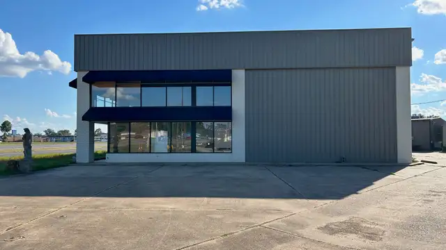 2 Story Building For Lease thumbnail 2