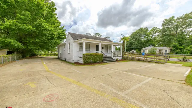 2661 Murray St thumbnail 3