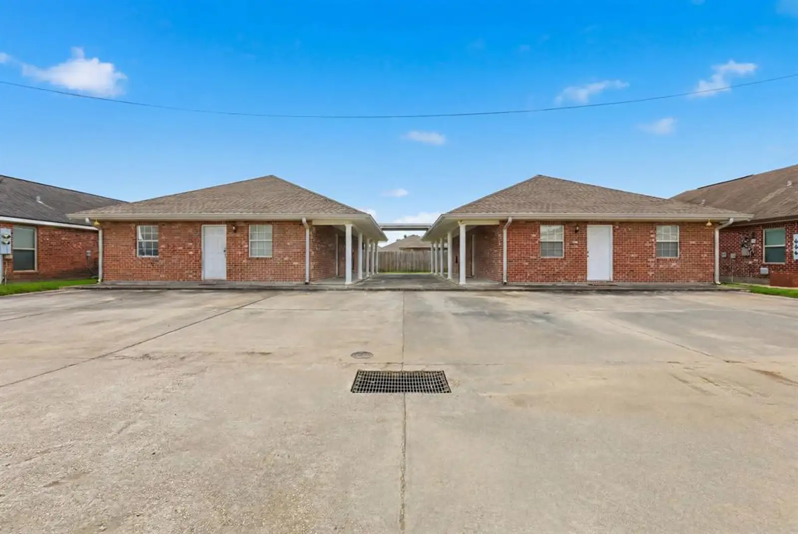 219 Gloria St