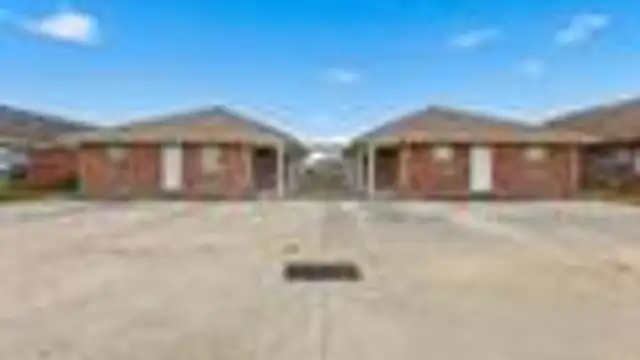219 Gloria St thumbnail 5