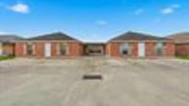 219 Gloria St thumbnail 4
