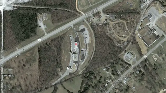 Industrial For Lease thumbnail 2