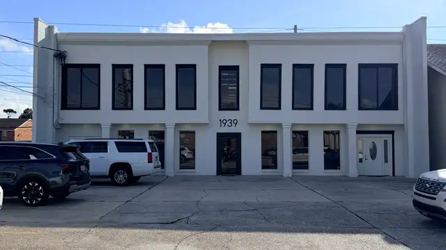 Suite 204 image