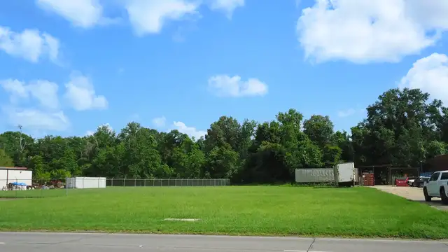 South Choctaw Industrial Land: 30,000 SF Cleared Site thumbnail 2