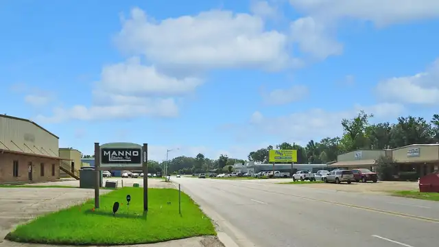 South Choctaw Industrial Land: 30,000 SF Cleared Site thumbnail 3