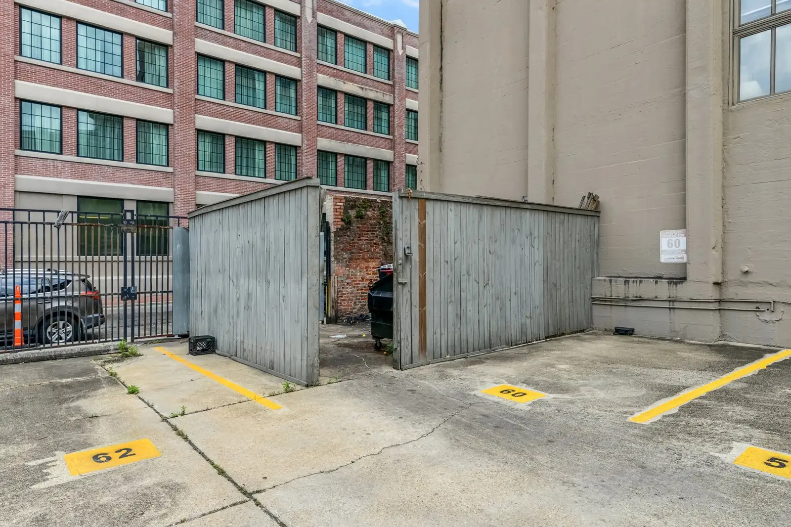 746 Tchoupitoulas St image 19