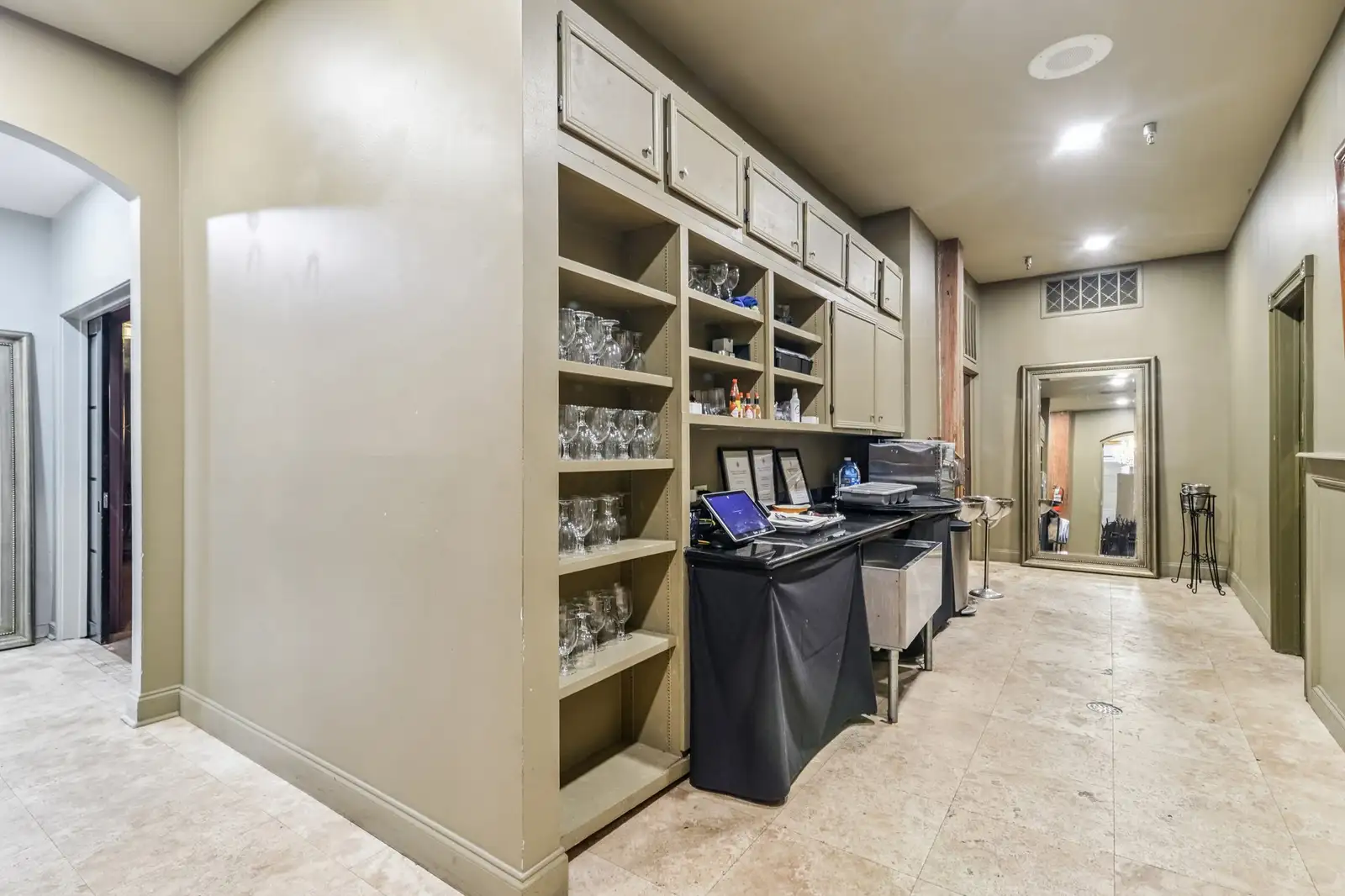 746 Tchoupitoulas St image 16