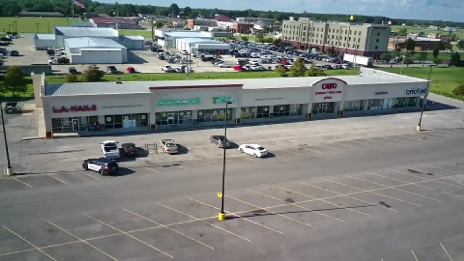 Jennings Plaza Space for Lease