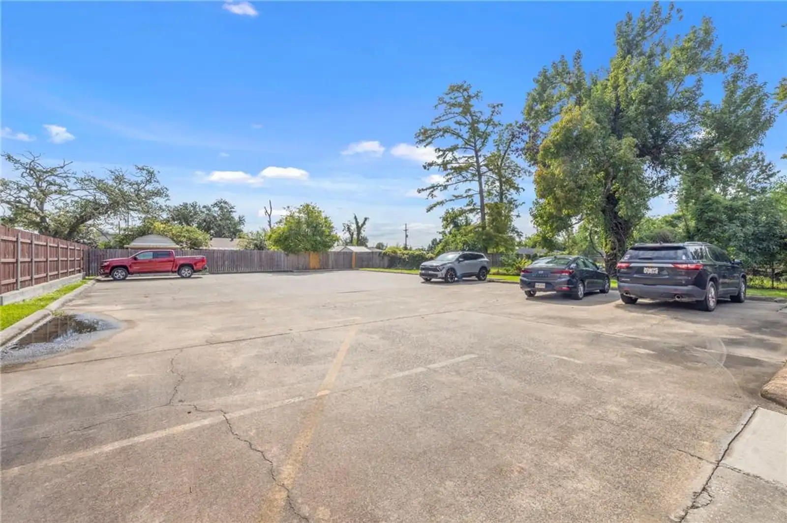 Commercial Office Building image 13