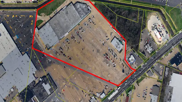Twin City Plaza thumbnail 2