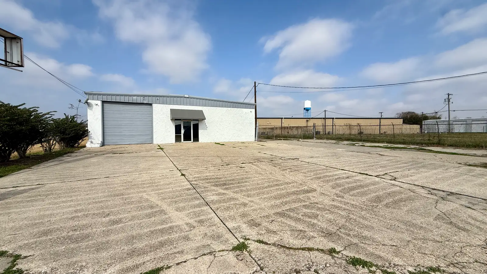 Office/Industrial For Lease