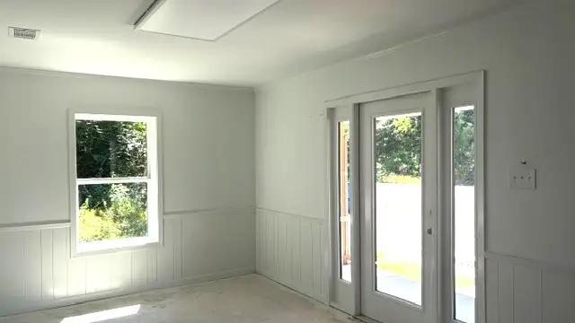 108 Executive Drive thumbnail 4