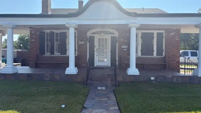 1204 Williams Blvd thumbnail 3