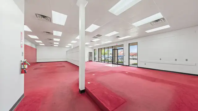 Professional Space - 201 Westmark Blvd thumbnail 3