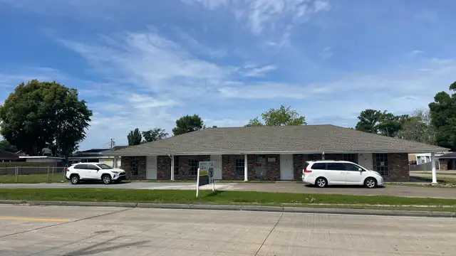 3632 Ames Blvd thumbnail 2