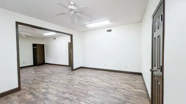 View image 11