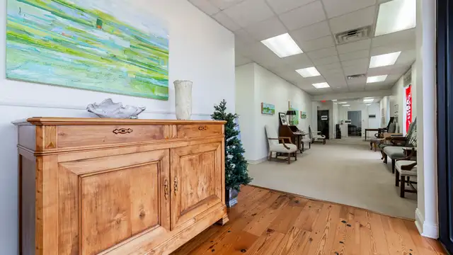 Premier Office Space For Lease! thumbnail 5