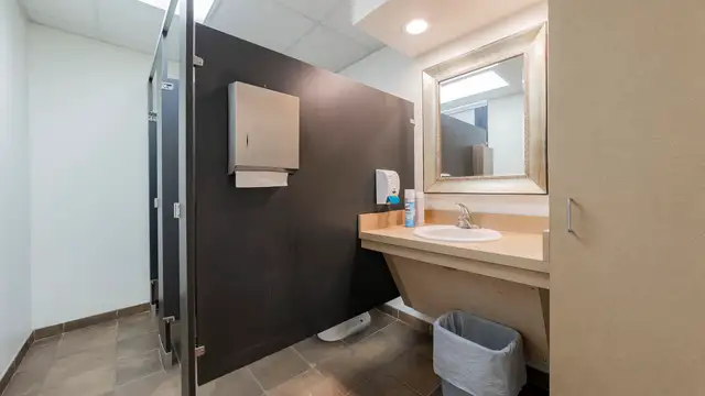 View image 21