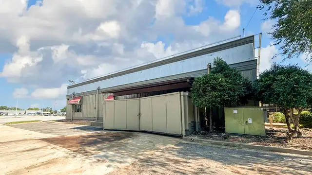 Freestanding 7,870 SF Restaurant in a Highly-Visible Retail Corridor thumbnail 5