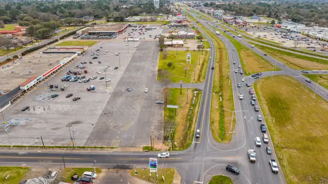 LOT 8 OUTPARCEL DEVELOPMENT SITE thumbnail 3
