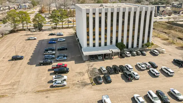 Sherwood Tower I thumbnail 3