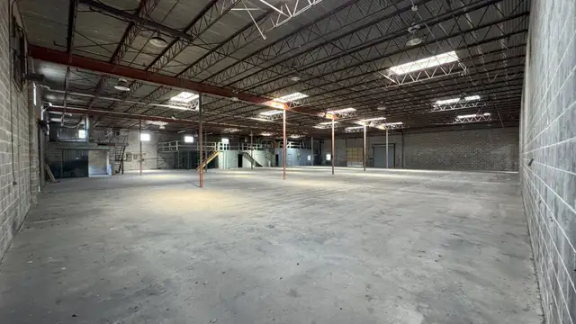 Warehouse Space For Lease thumbnail 3