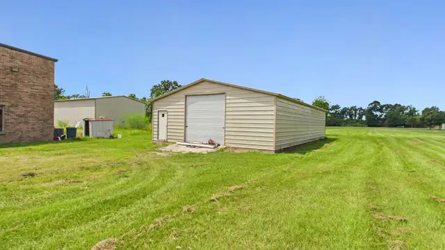 946 Austin Rd thumbnail 4