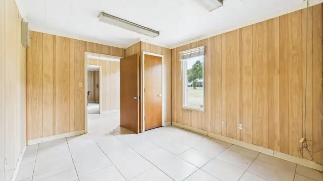 View image 18