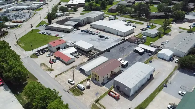 152 Banks Ave thumbnail 2