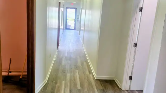 1058 E Worthy St Suite A thumbnail 4
