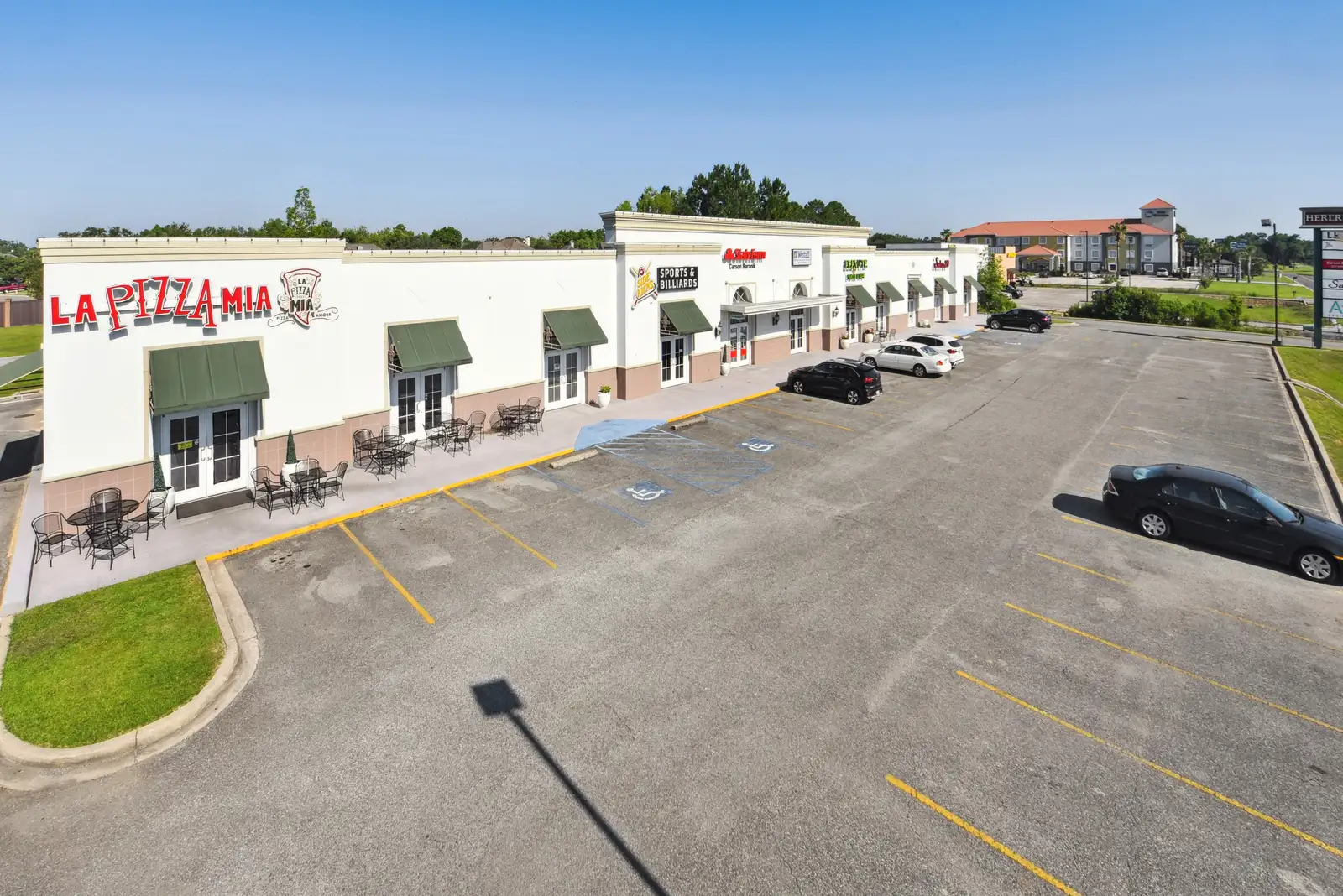 Heritage Parkway Shopping Center image 6
