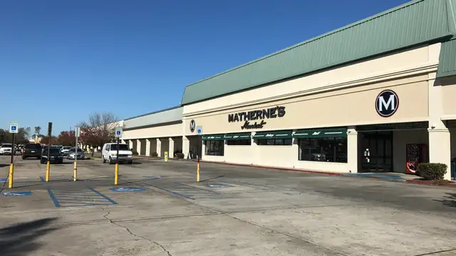 Riverlands Shopping Center thumbnail 2