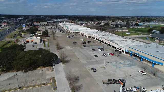 Riverlands Shopping Center thumbnail 4