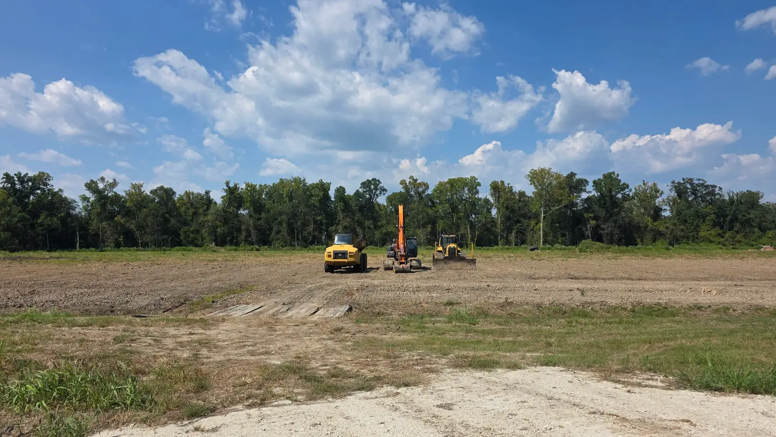 Prime Commercial Acreage in Ascension Parish - Will Build to Suit