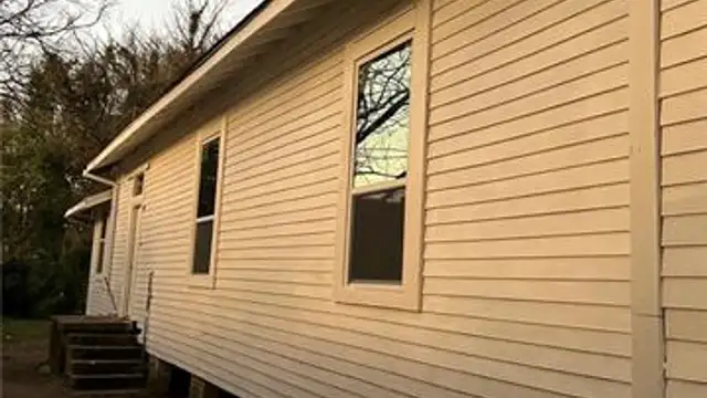 1616 Newton St thumbnail 4