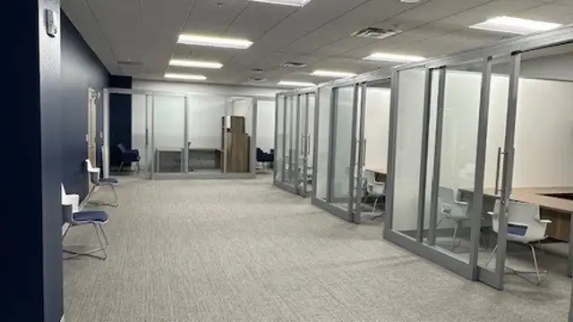 Lease Space - 6250 E Texas St thumbnail 4