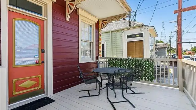 8708 Oak St thumbnail 2
