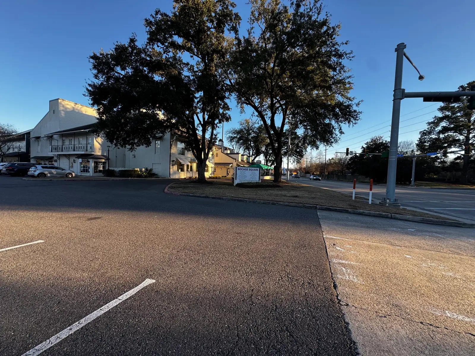 7809 Jefferson Hwy