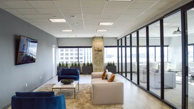 400 Poydras Tower thumbnail 4