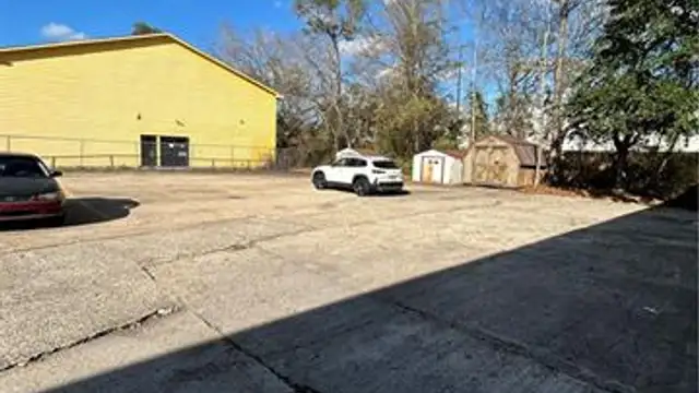 742 E I-10 Service Rd Unit #G thumbnail 3