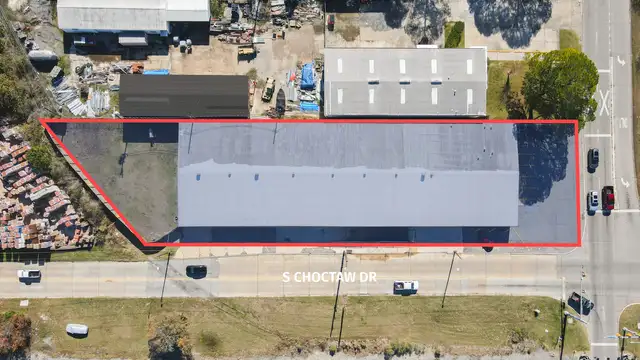 Partially Leased Warehouse with Upside Potential thumbnail 3