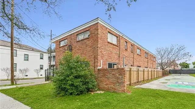 1429 Governor Nicholls St thumbnail 5